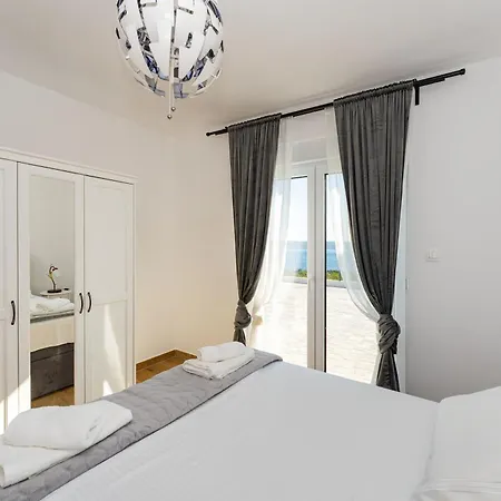 My Dalmatia - Sea View Knez Holiday home