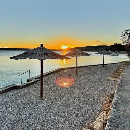 Holiday home My Dalmatia - Sea View Knez *